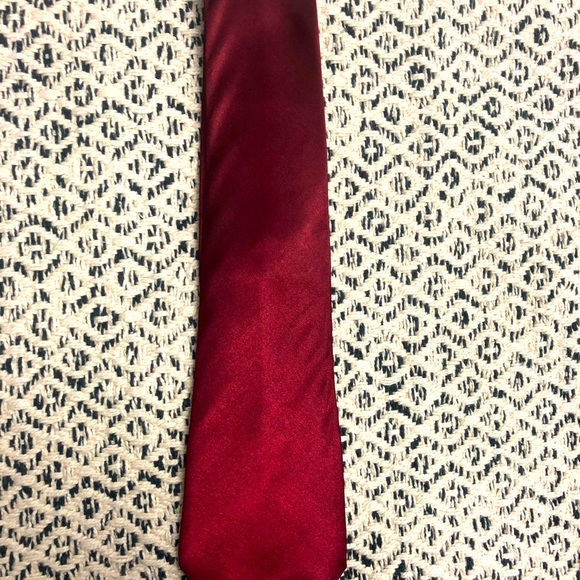 3 for $15 New Ties Elegant Various Colours - Picture 15 of 17